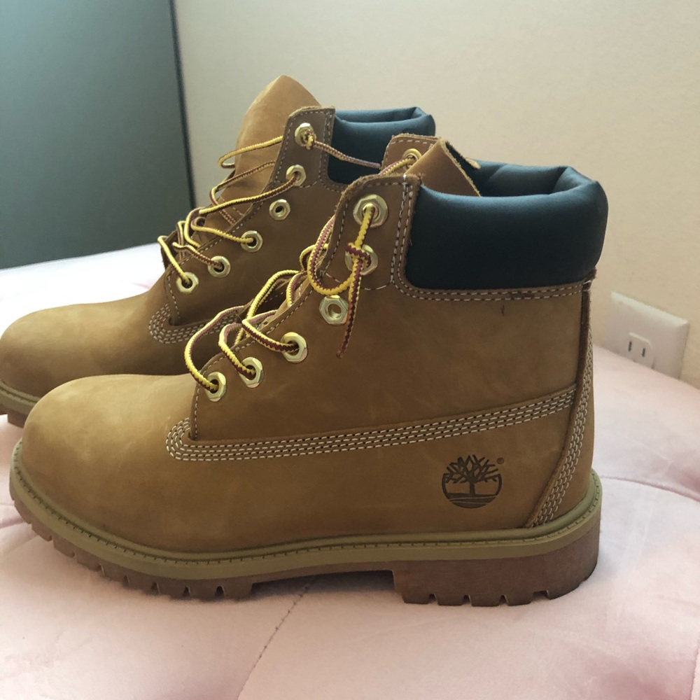 Timberlands - Picture 2 of 6